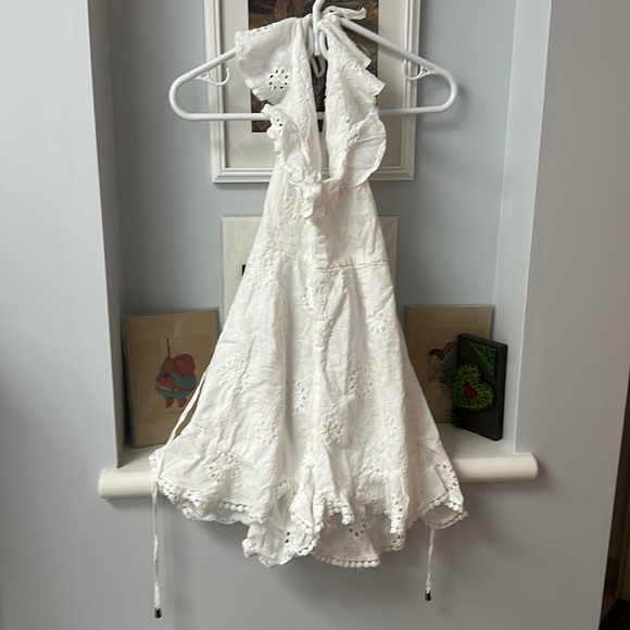 NEW White Beach Lacey Cotton Wear Romper - Bare back SIZE M - Picture 1 of 9